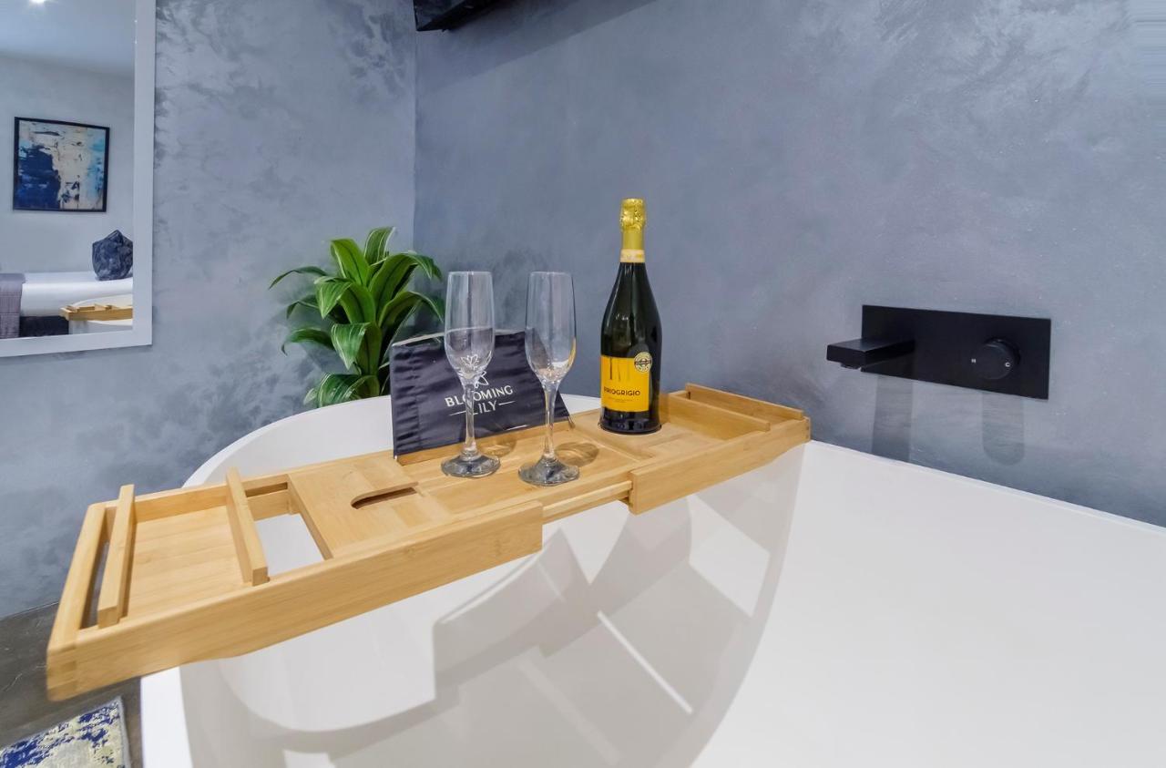 The Stables Luxury House With Hot Tub Apartment York Exterior photo